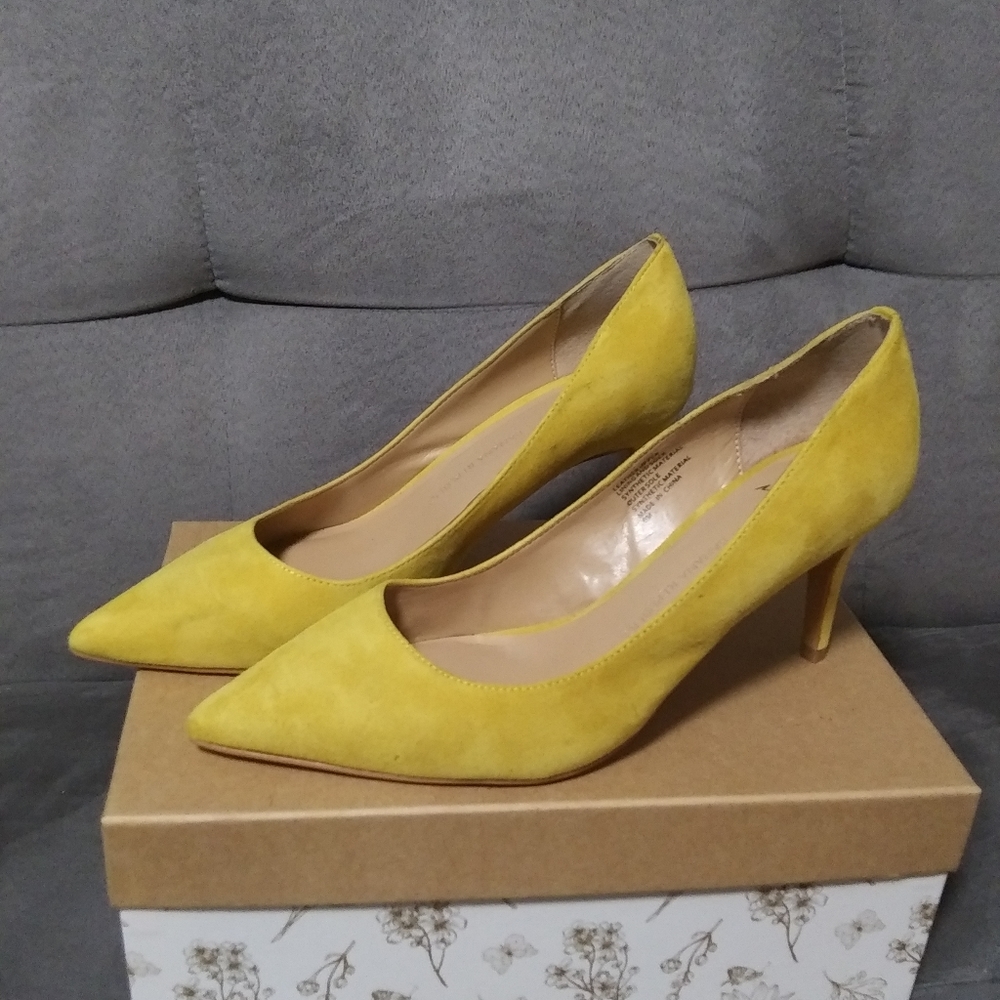 Banana Republic Hello Sole Mate Pumps